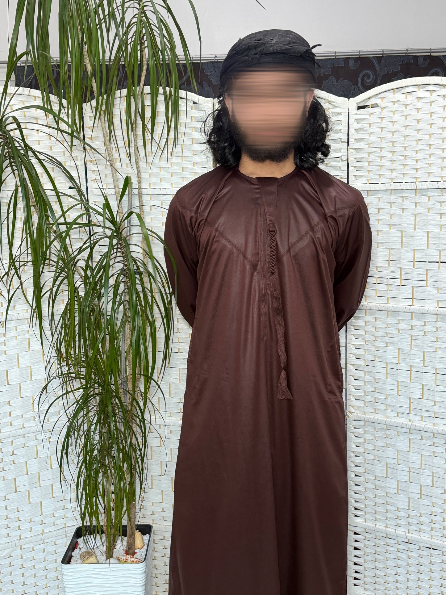 Dark Brown Shiny Emirati Thobe