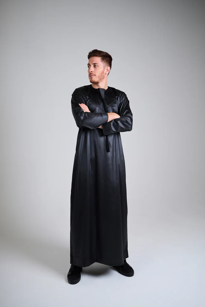Black Emirati Thobe