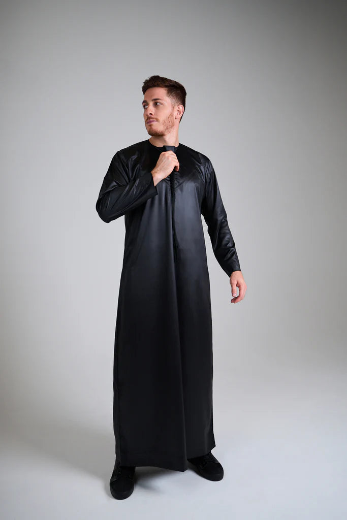Black Emirati Thobe