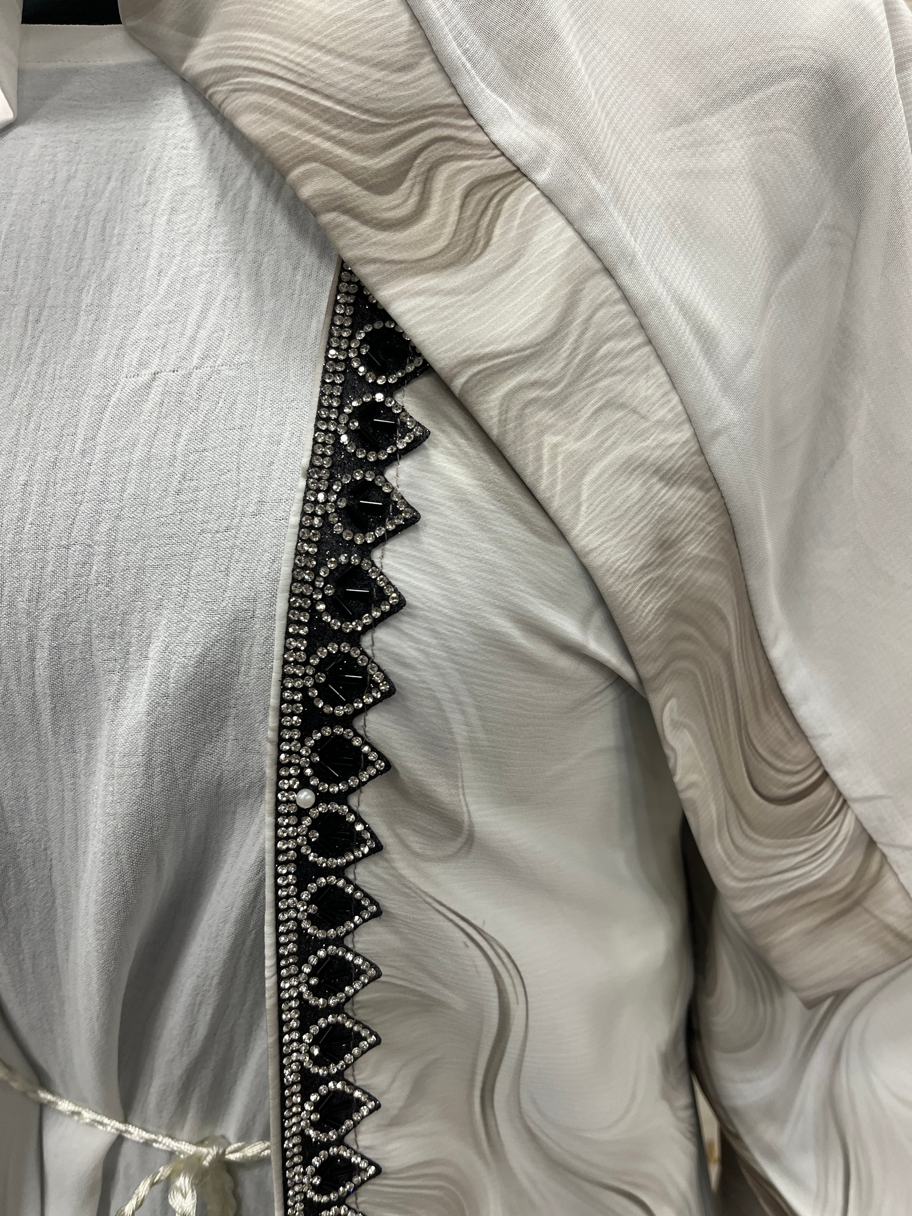 White Watercolour Open Abaya Set with Inner Slip – Two Piece Abaya Belt and Scarf Included